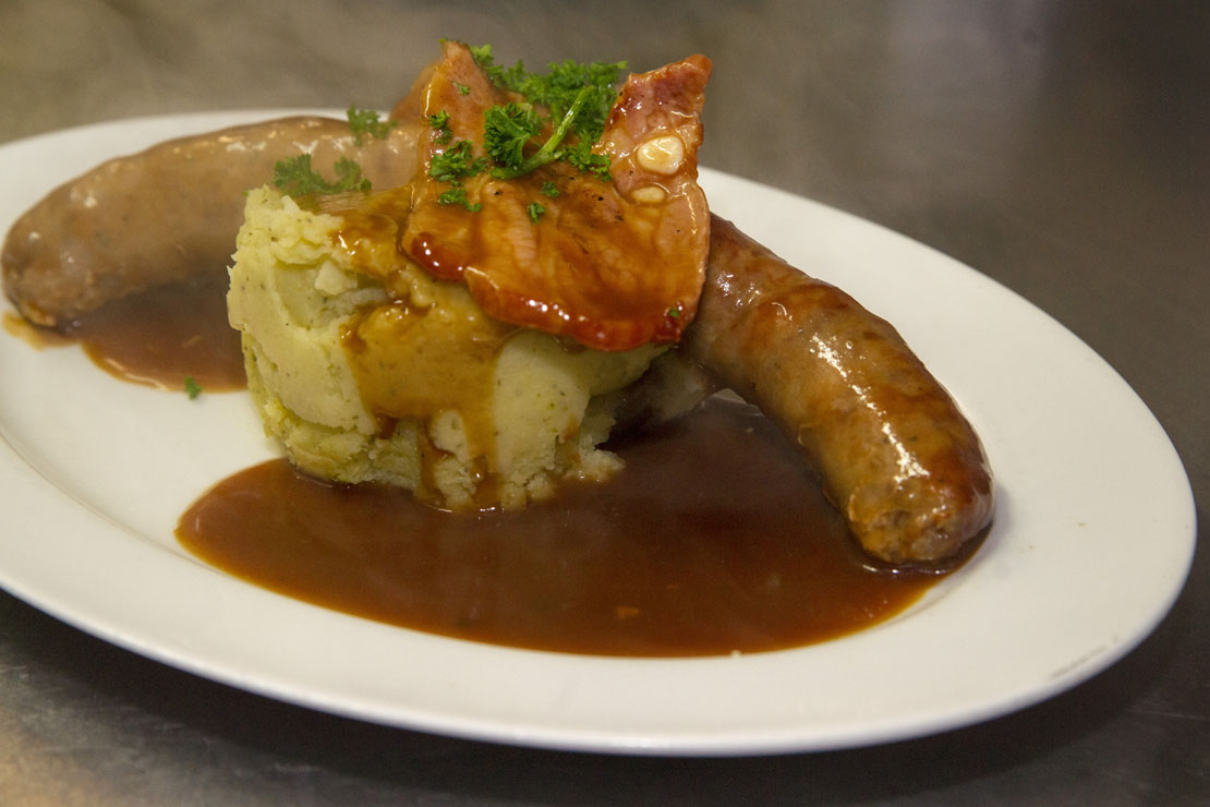 Stoemp saucisse et tard - Au Vieux Spijtigen duivel - Restaurant cuisine Belge à Bruxelles Belgique BE